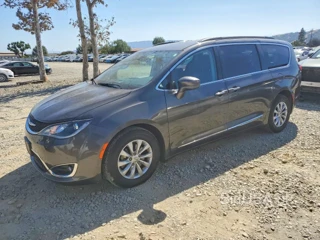 CHRYSLER PACIFICA TOURING L