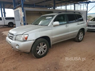 TOYOTA HIGHLANDER HYBRID