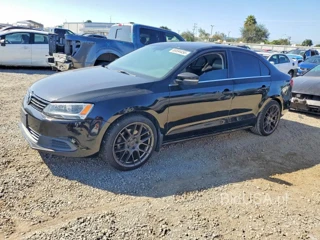 VOLKSWAGEN JETTA SE