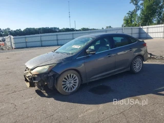 FORD FOCUS TITANIUM