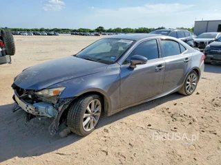 LEXUS IS 200T
