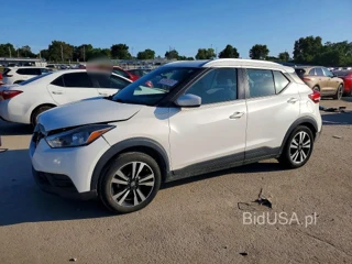 NISSAN KICKS SV