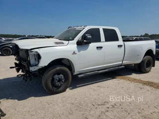 RAM 3500 TRADESMAN