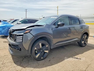 NISSAN KICKS SR