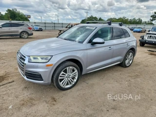 AUDI Q5 PREMIUM PLUS