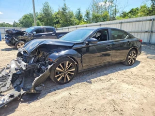 NISSAN ALTIMA SR