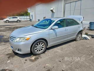 TOYOTA CAMRY XLE