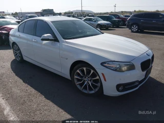 BMW 528I