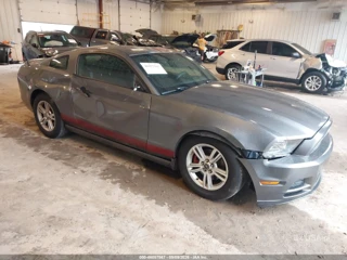 FORD FORD MUSTANG V6