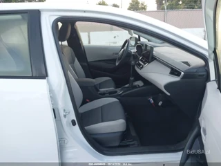 TOYOTA TOYOTA COROLLA HYBRID LE
