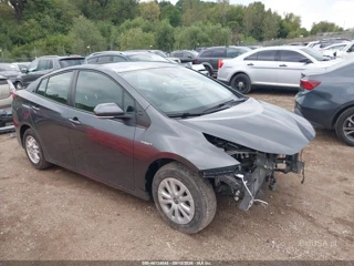 TOYOTA TOYOTA PRIUS LE