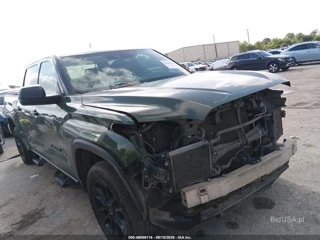 TOYOTA TOYOTA TUNDRA SR5