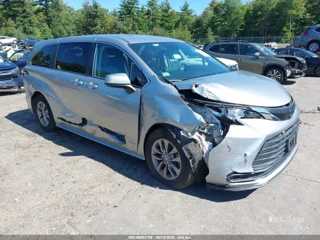 TOYOTA TOYOTA SIENNA LE