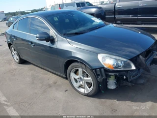 VOLVO VOLVO S60 T5 PLATINUM