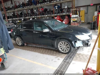 CHRYSLER CHRYSLER 200 LIMITED