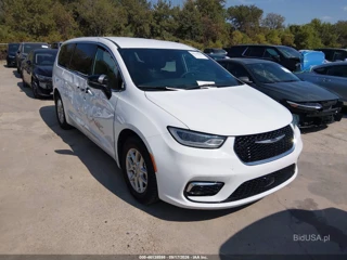 CHRYSLER CHRYSLER PACIFICA SELECT