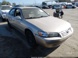 TOYOTA TOYOTA CAMRY LE