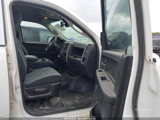 RAM RAM 1500 CLASSIC TRADESMAN  4X4 6'4 BOX