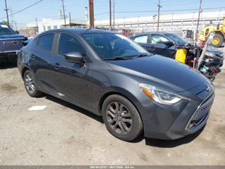 TOYOTA TOYOTA YARIS XLE
