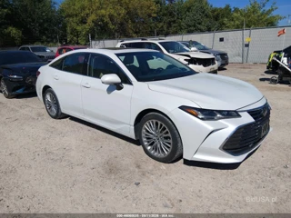 TOYOTA TOYOTA AVALON LIMITED
