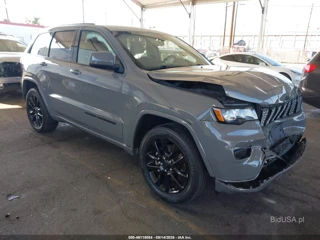 JEEP JEEP GRAND CHEROKEE LAREDO X 4X2