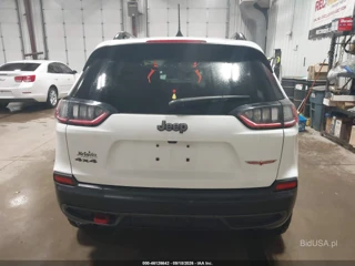 JEEP JEEP CHEROKEE TRAILHAWK 4X4