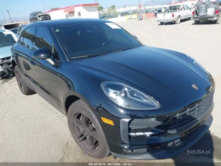 PORSCHE PORSCHE MACAN