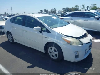 TOYOTA TOYOTA PRIUS TWO