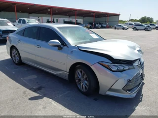TOYOTA TOYOTA AVALON XLE