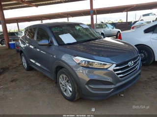 HYUNDAI HYUNDAI TUCSON SE