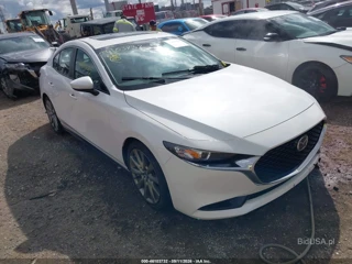 MAZDA MAZDA MAZDA3 PREFERRED