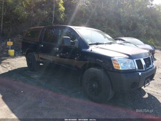 NISSAN NISSAN TITAN SE