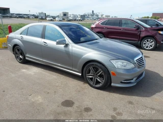 MERCEDES-BENZ MERCEDES-BENZ S 550