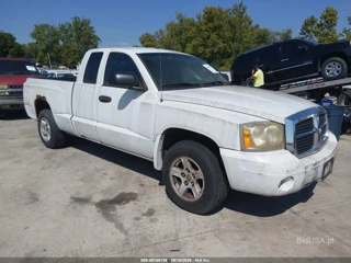 DODGE DODGE DAKOTA SLT