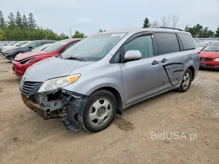 TOYOTA SIENNA BASE 7-PASSENGER