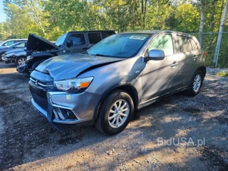 MITSUBISHI RVR SE