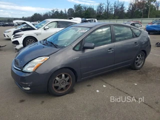 TOYOTA PRIUS TOURING