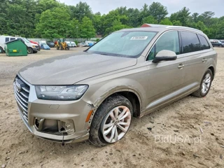 AUDI Q7 PREMIUM PLUS