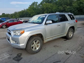 TOYOTA 4RUNNER SR5