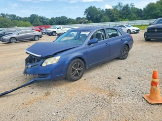 TOYOTA AVALON XL