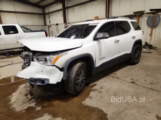 GMC ACADIA SLT-1