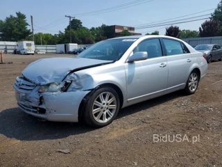 TOYOTA AVALON LIMITED