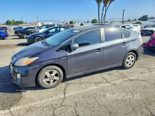 TOYOTA PRIUS THREE