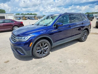 VOLKSWAGEN TIGUAN SE