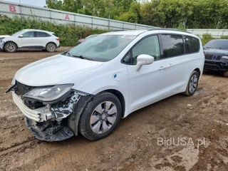CHRYSLER PACIFICA HYBRID TOURING PLUS