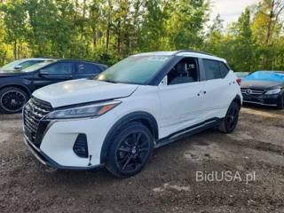 NISSAN KICKS SR