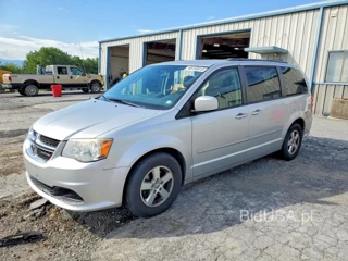 DODGE GRAND CARAVAN SXT