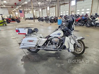 HARLEY-DAVIDSON FLHTCUI