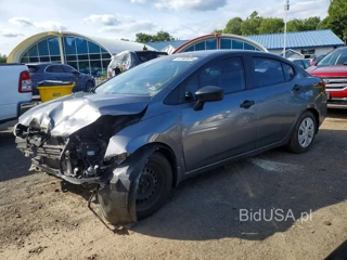 NISSAN VERSA S