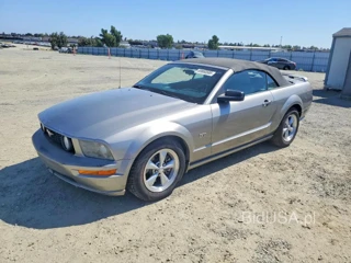 FORD MUSTANG GT
